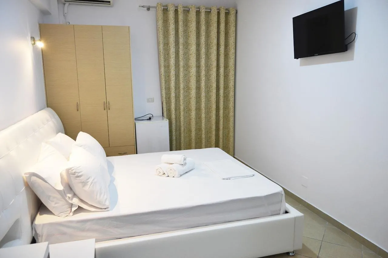 Noah Apartaments Saranda Apartman